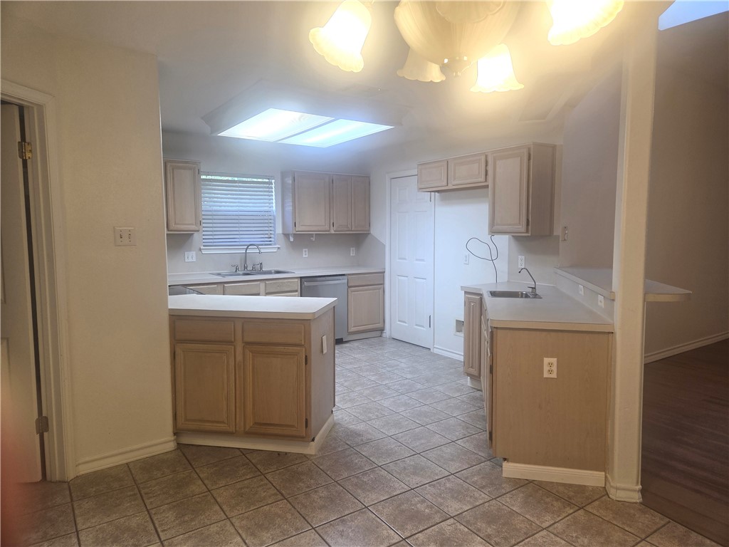 6417 Bellac St Property Photo 10