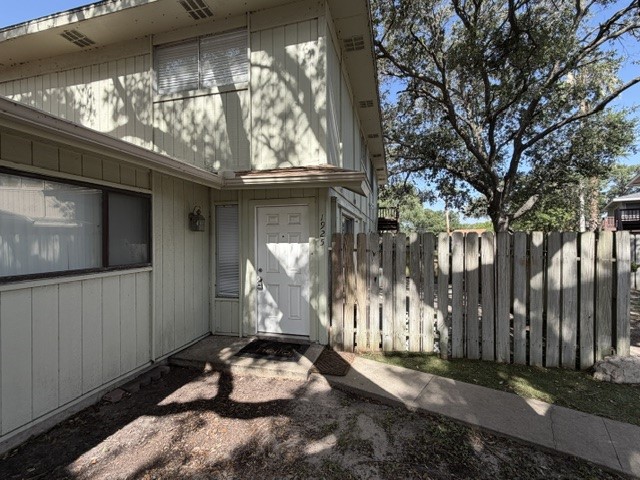 1925 Hidden Way 3 Property Photo 1