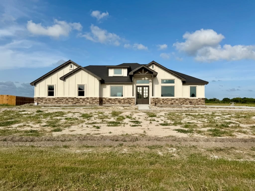 112 N County Road 1060 Property Photo