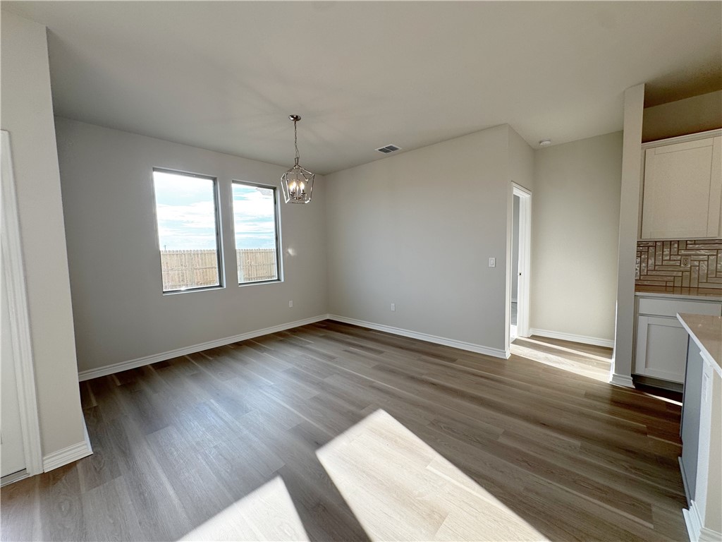 2610 Westeros St Property Photo 6