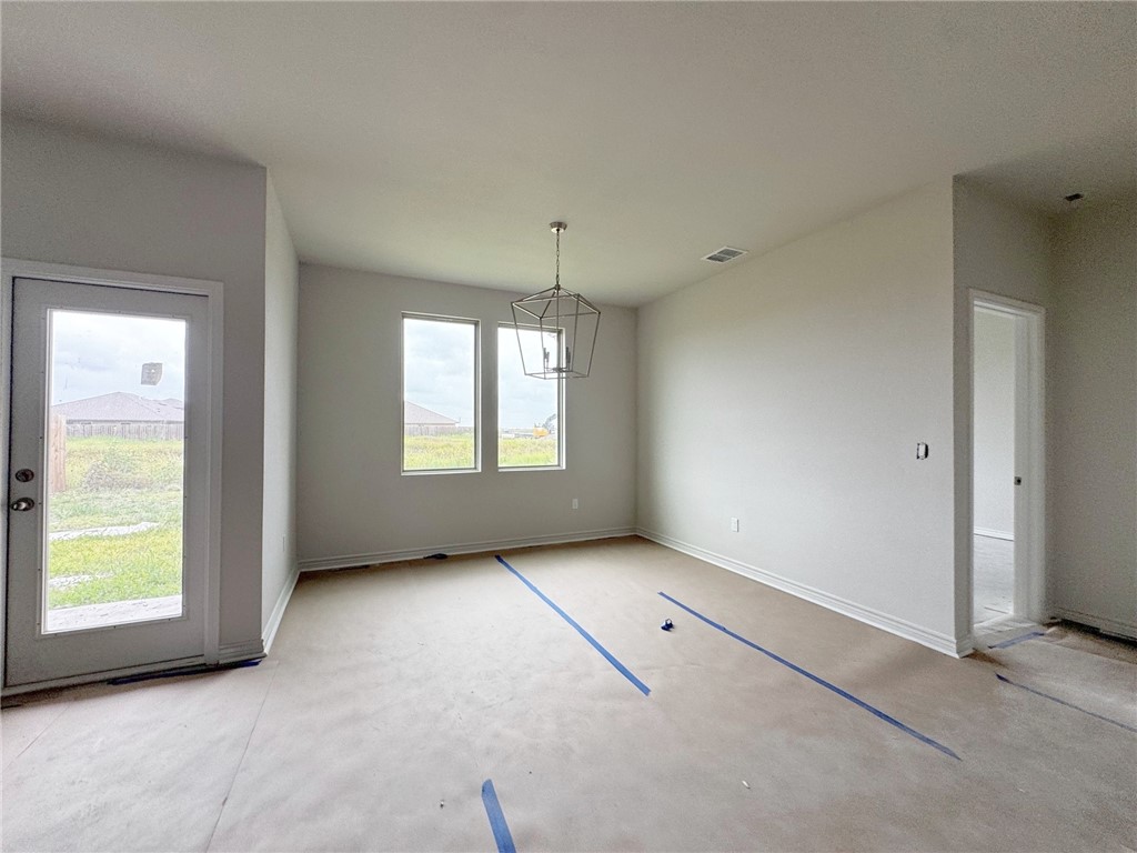 2610 Westeros St Property Photo 7