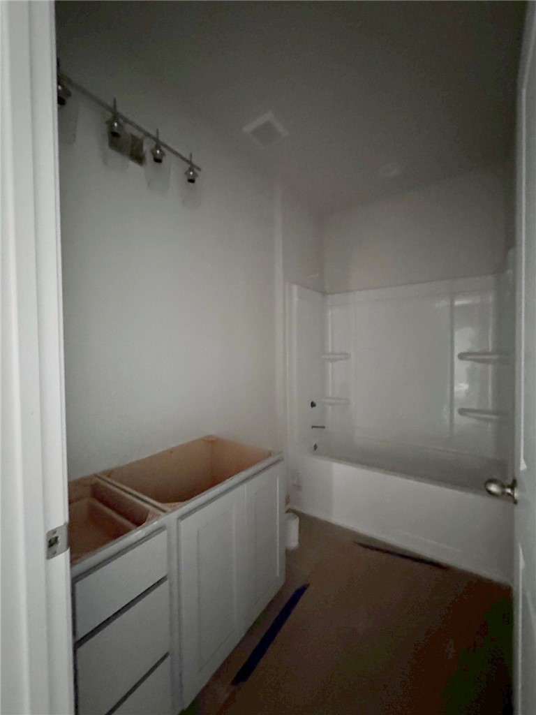 2610 Westeros St Property Photo 9