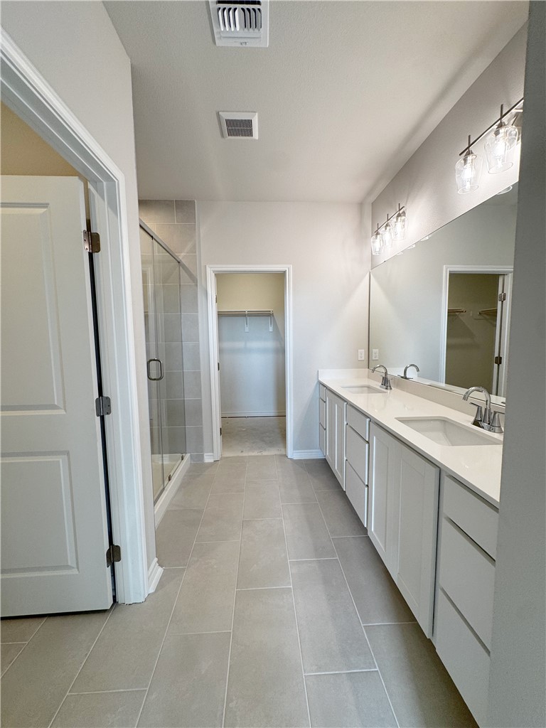 2610 Westeros St Property Photo 11