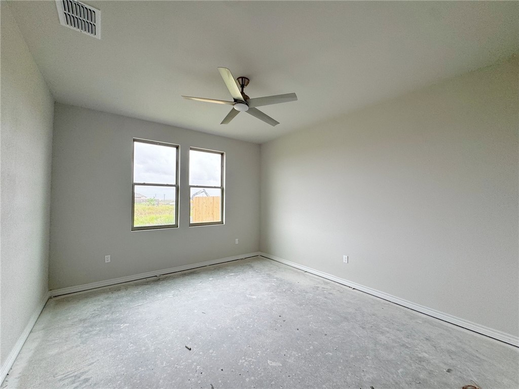 2610 Westeros St Property Photo 13