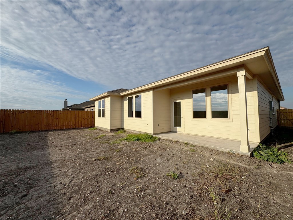 2610 Westeros St Property Photo 18