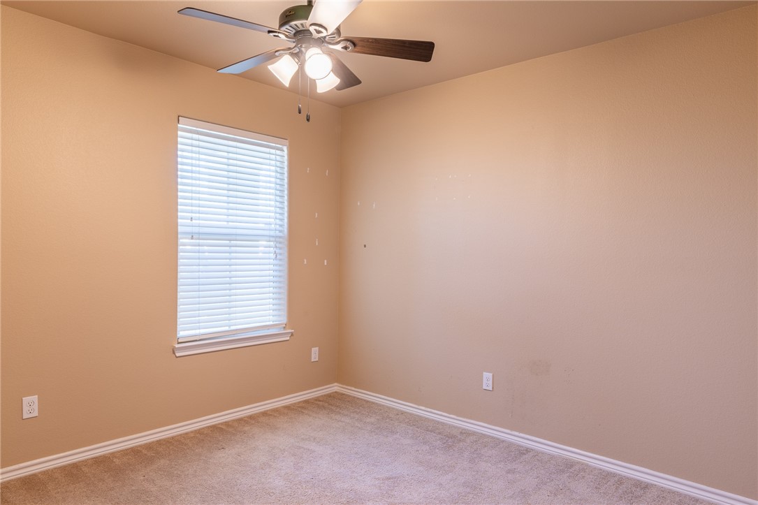 3741 Wl Breeding Dr Property Photo 15