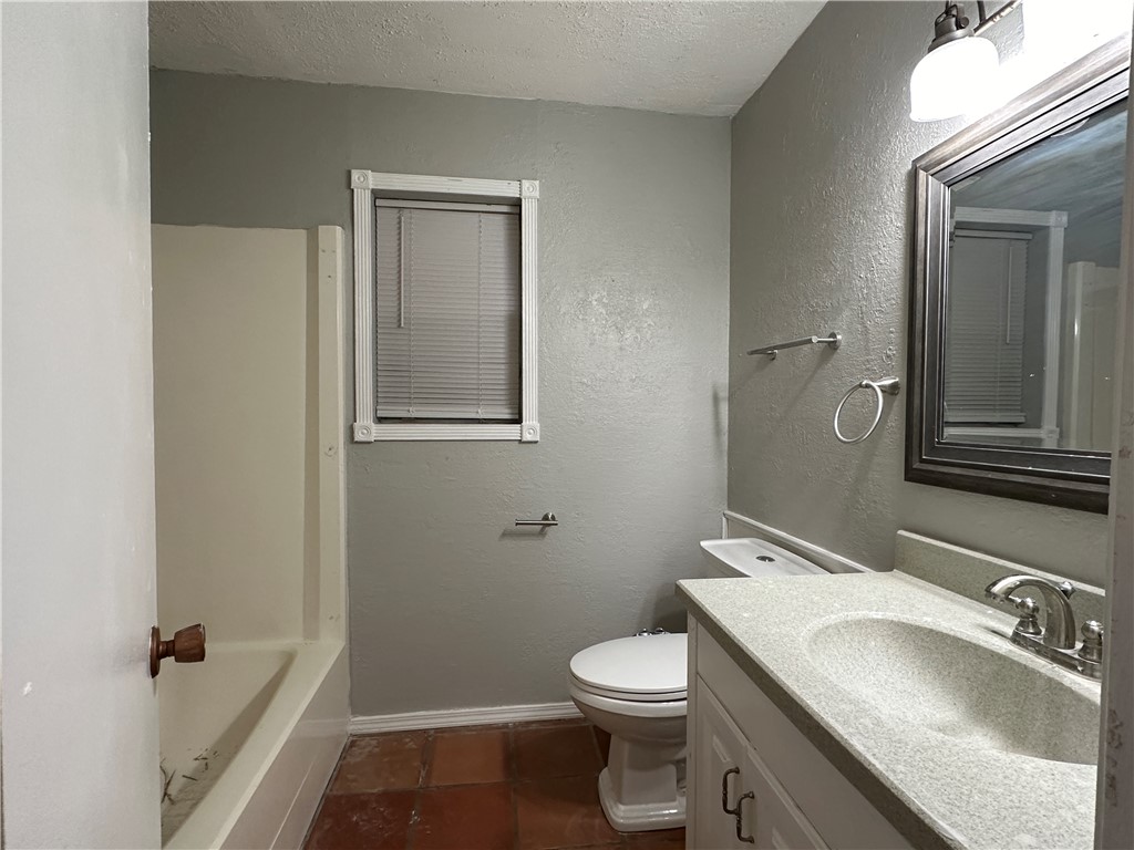2733 Silverspur Dr Property Photo 4