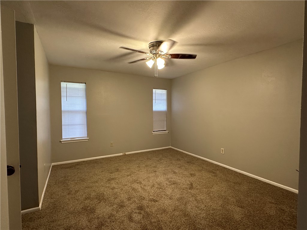2733 Silverspur Dr Property Photo 7