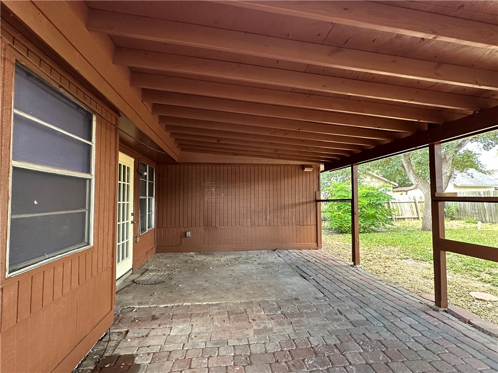 2733 Silverspur Dr Property Photo 10
