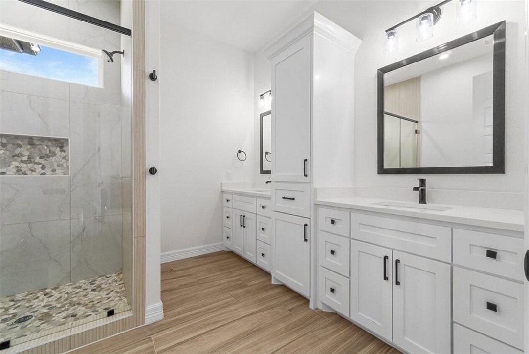 2326 Shaftsbury Dr Property Photo 24