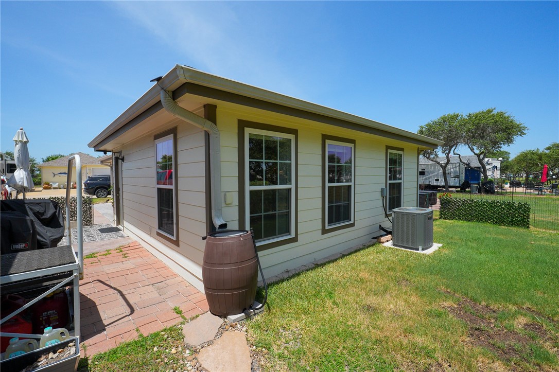 72 Augusta Property Photo 26