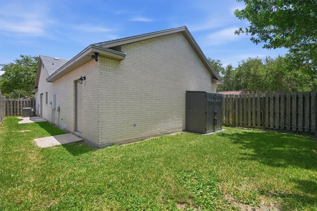 104 Walker St. Property Photo 27