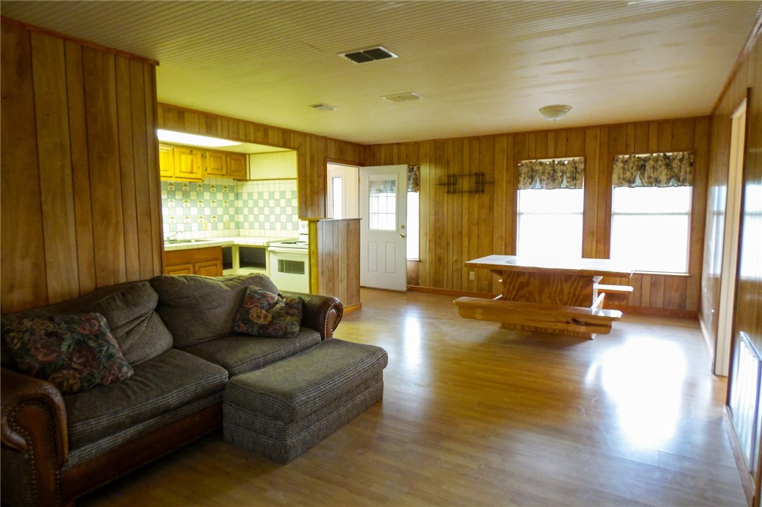 156 Naylor Road Property Photo 9