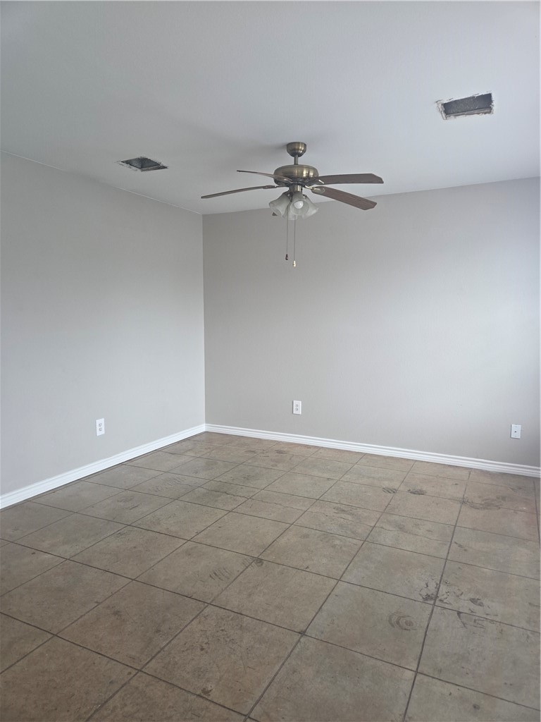 3001 Lewis St C Property Photo 2