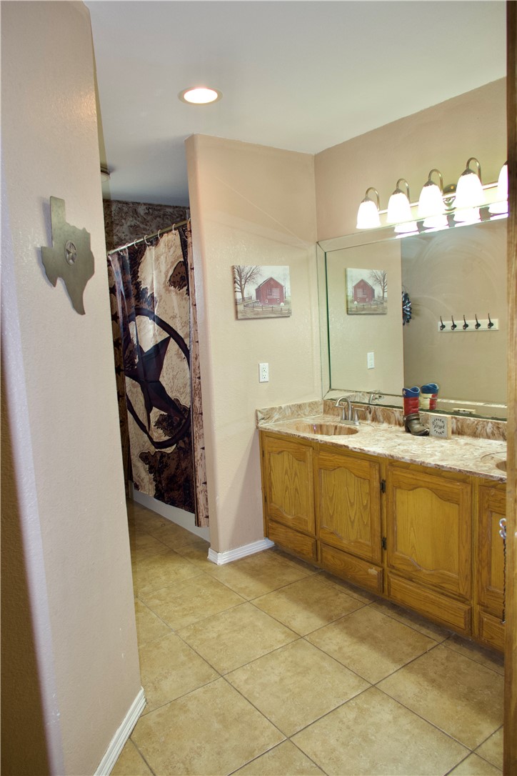 371 B W County Road 2160 Property Photo 14