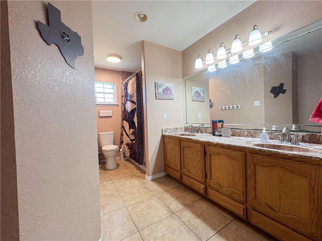 371 B W County Road 2160 Property Photo 16
