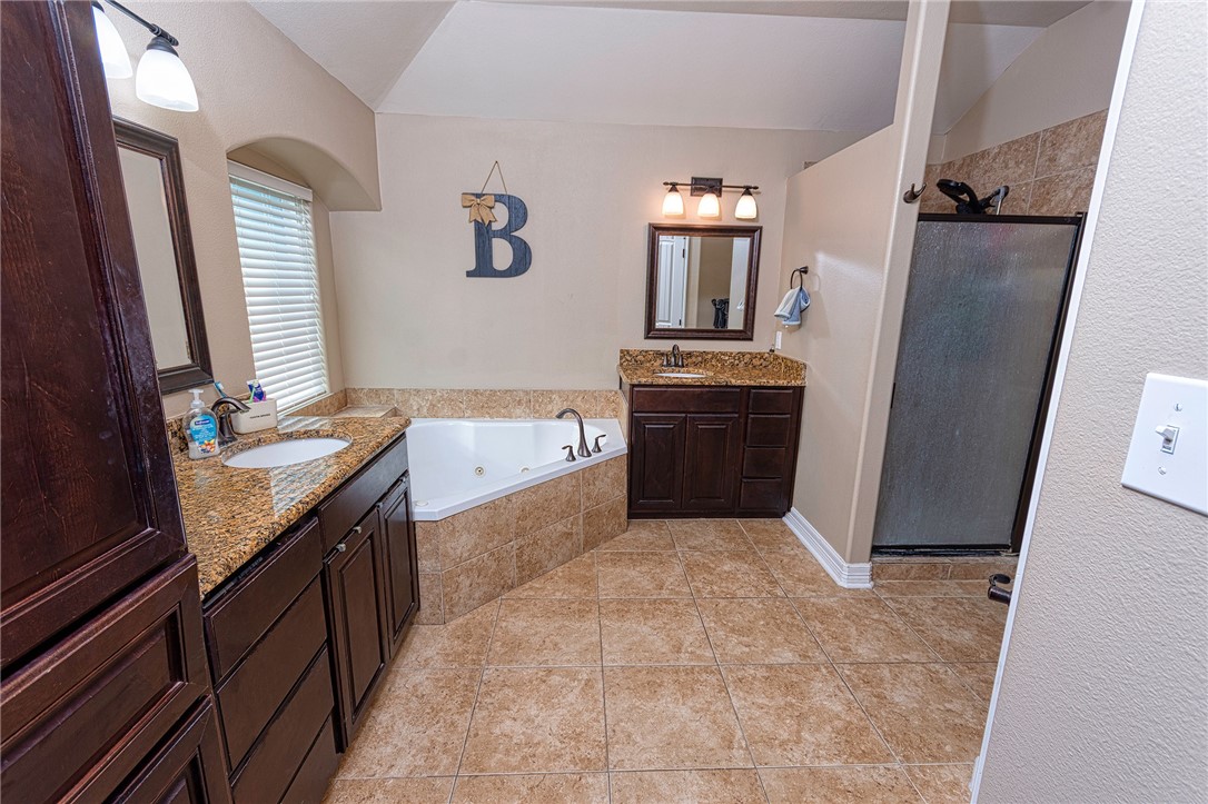 2546 Retta Dr Property Photo 15