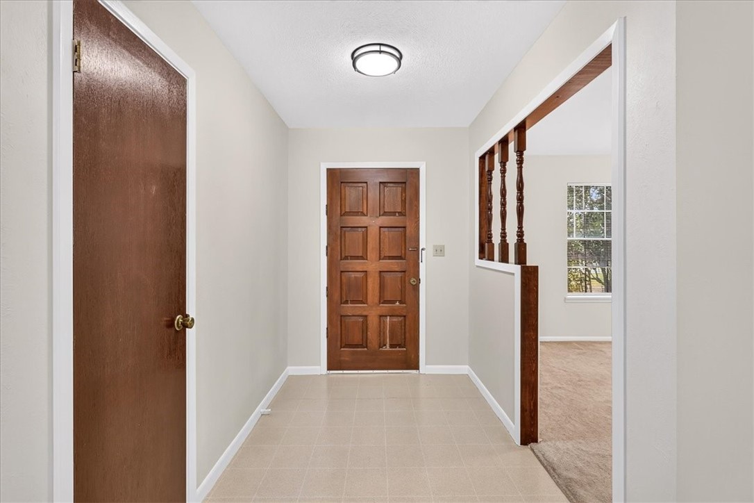 3995 Saddle Property Photo 6