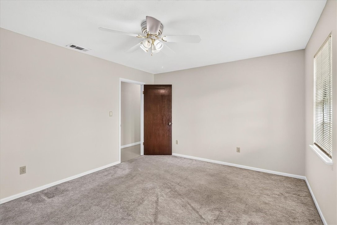 3995 Saddle Property Photo 18