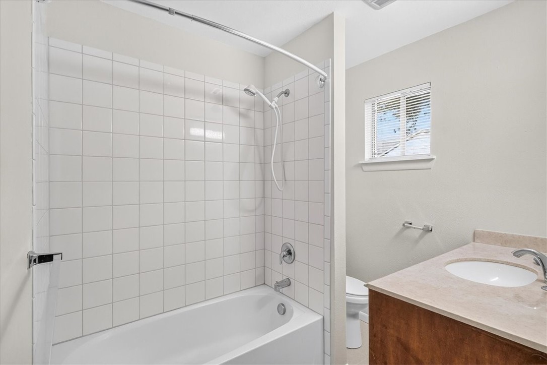 3995 Saddle Property Photo 19
