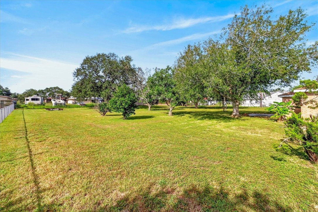 3995 Saddle Property Photo 21