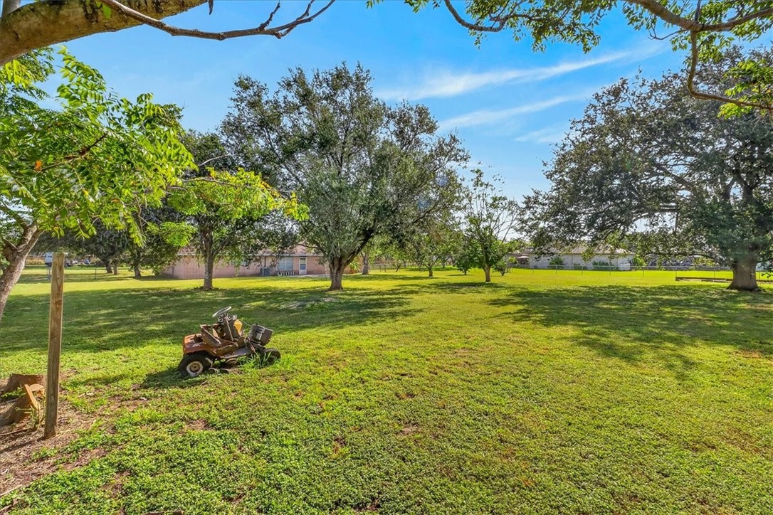 3995 Saddle Property Photo 23