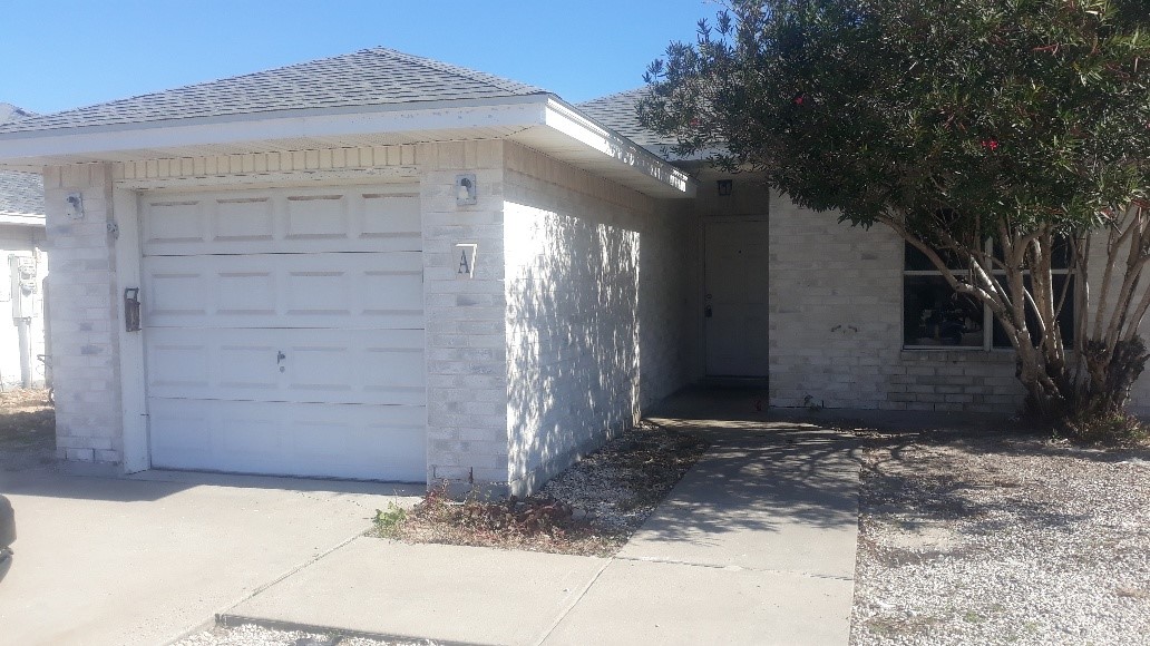 15346 Cruiser St A Property Photo 1