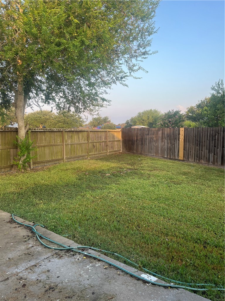 2325 Light Wind Dr Property Photo 18