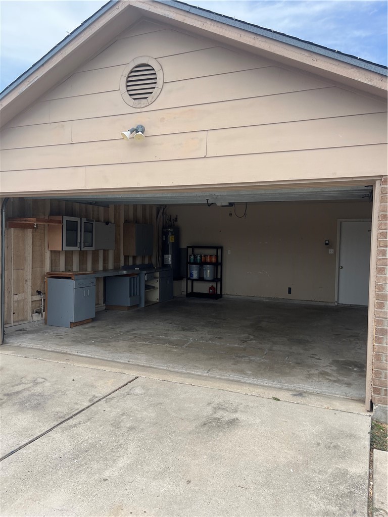 2325 Light Wind Dr Property Photo 23