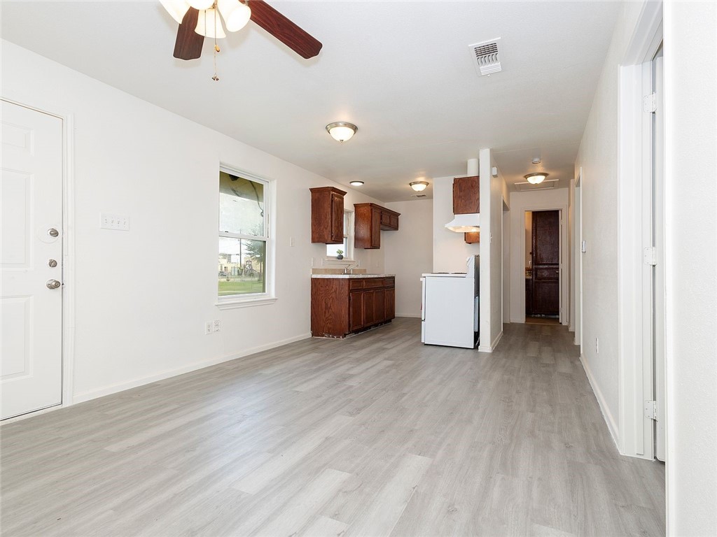 1802 16th St Property Photo 4