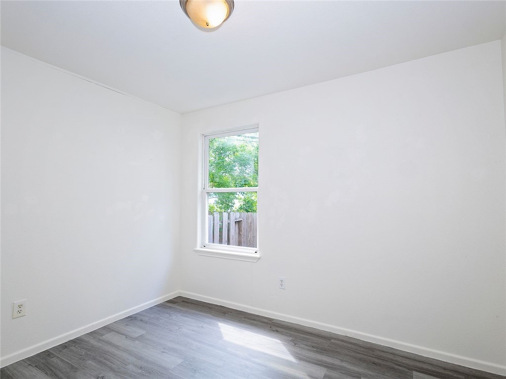 1802 16th St Property Photo 12
