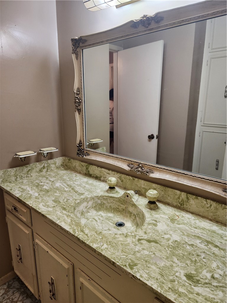 5810 Saint Andrews Dr Property Photo 5