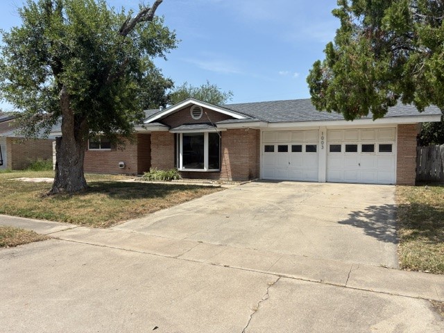1003 Hall Ave Property Photo 2