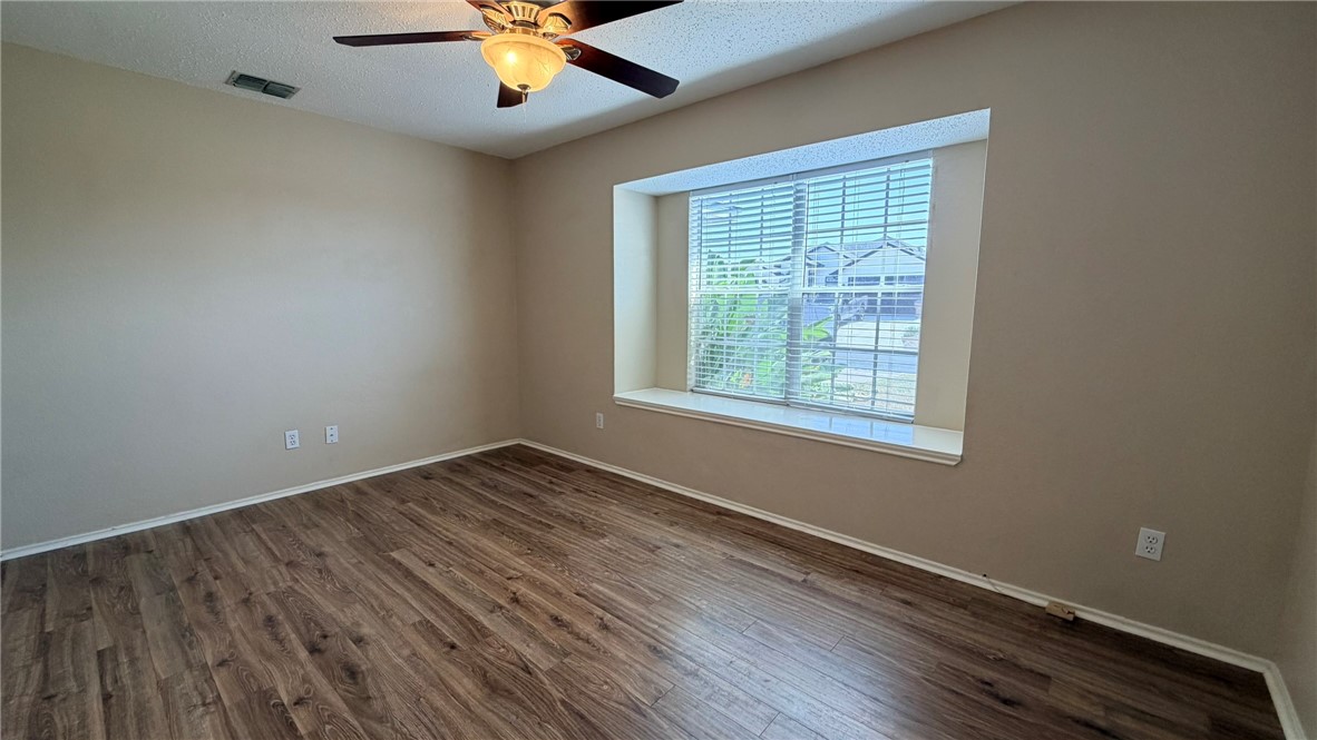 13966 Lanyard Dr Property Photo 20