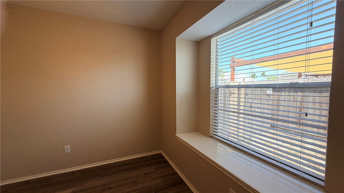 13966 Lanyard Dr Property Photo 26