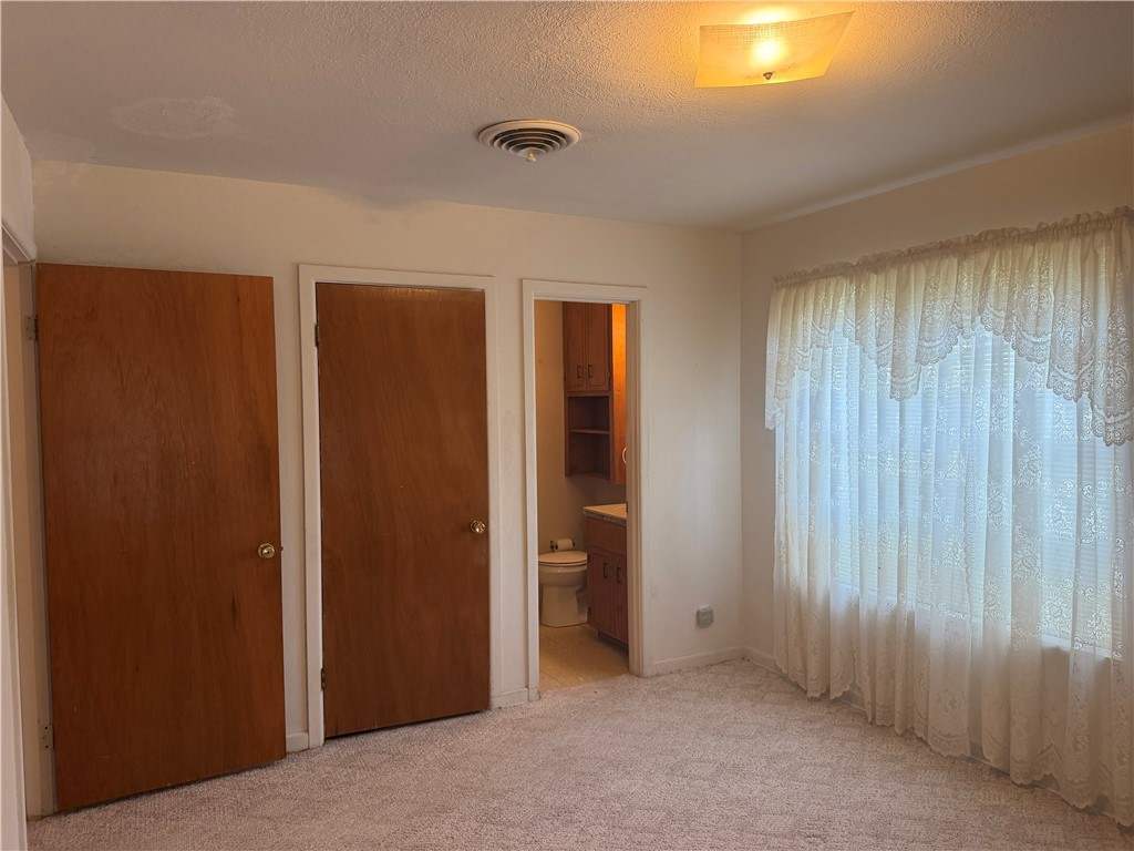 903 W Avenue I Property Photo 7