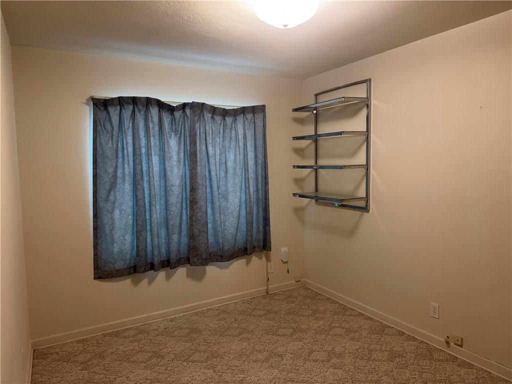 903 W Avenue I Property Photo 12