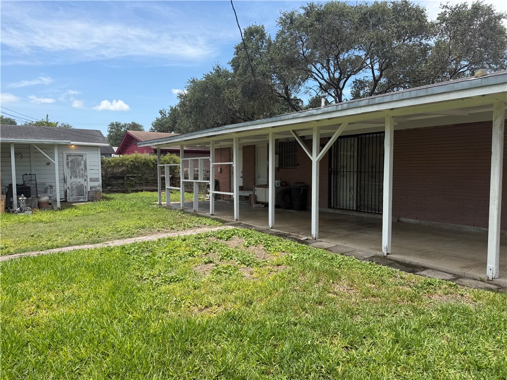 903 W Avenue I Property Photo 19