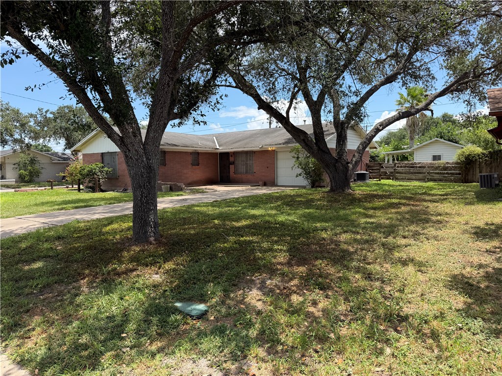 903 W Avenue I Property Photo 25