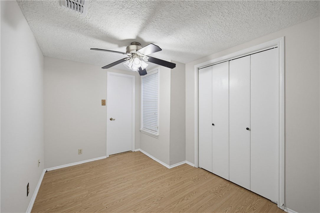 413 E Fulton St Property Photo 13