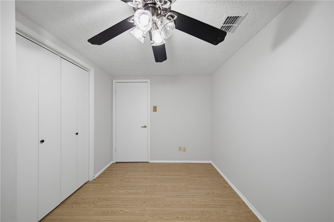 413 E Fulton St Property Photo 15