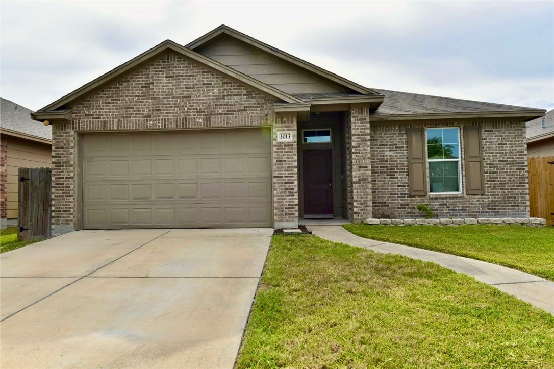 3013 Maverick Property Photo 1