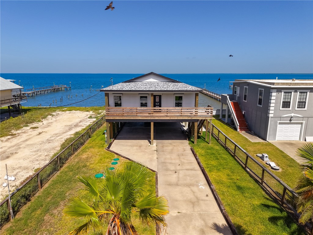 45 Belaire Dr Property Photo 3