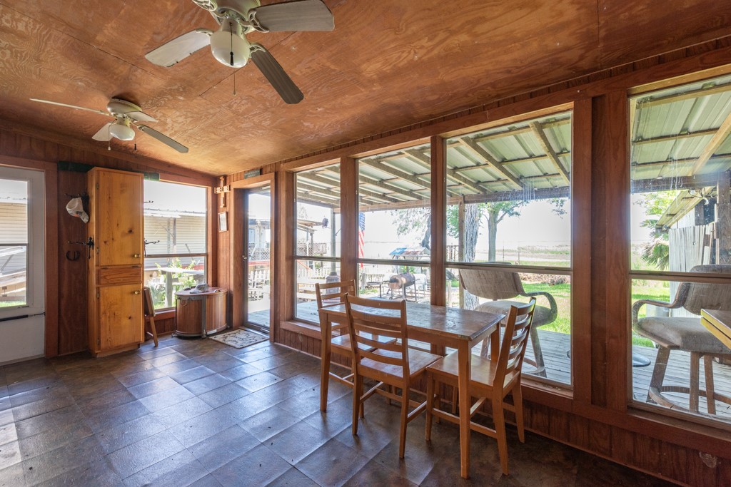 307 Stephens Loop Property Photo 7