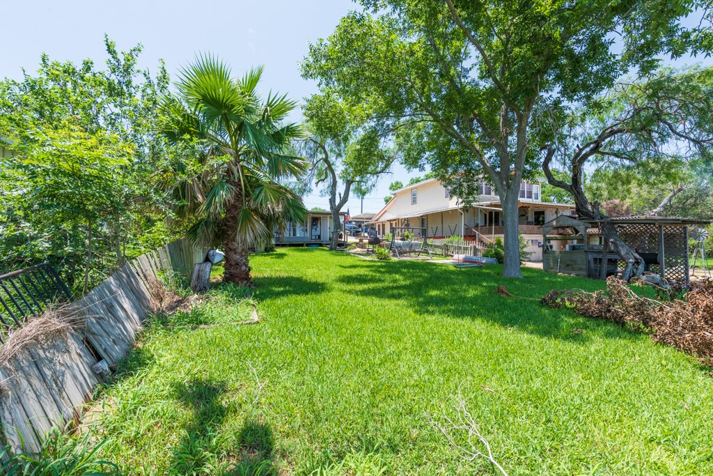 307 Stephens Loop Property Photo 22