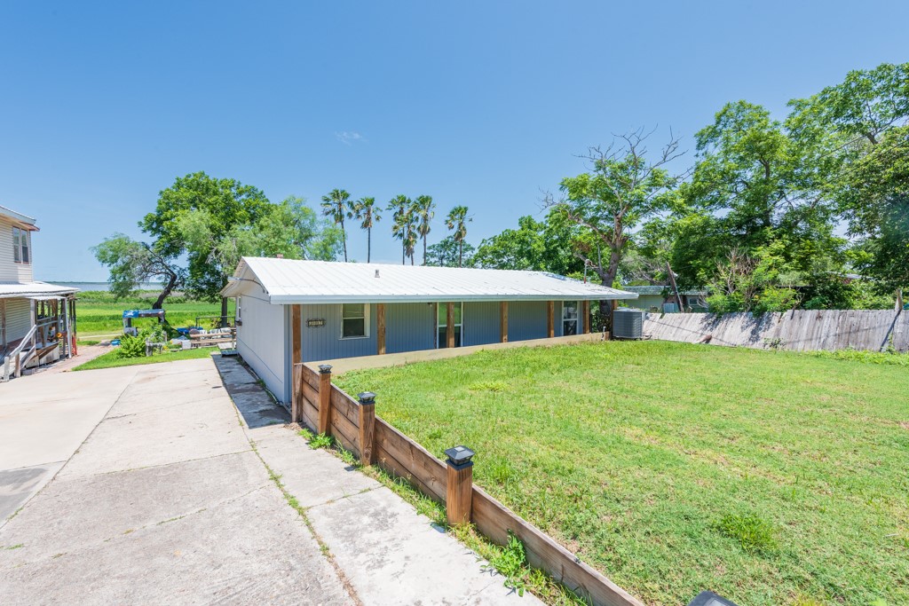 307 Stephens Loop Property Photo 28