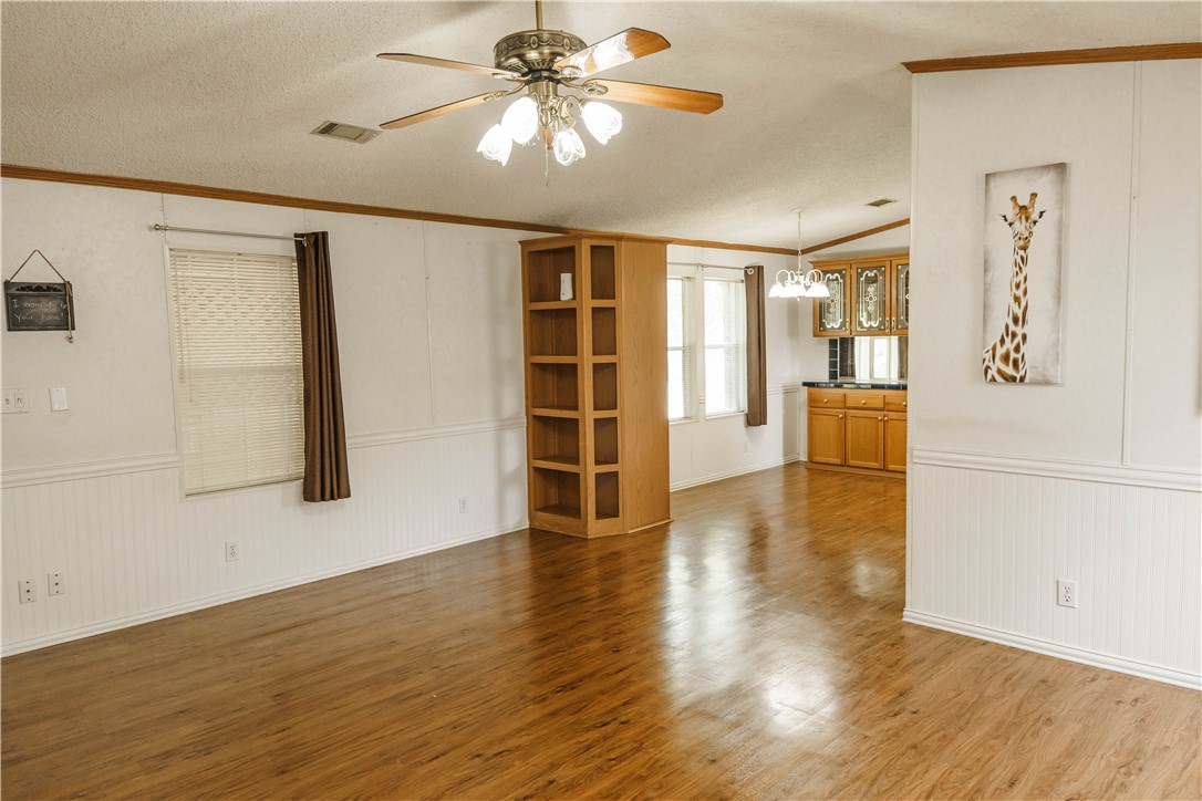207 Dunbar St Property Photo 7