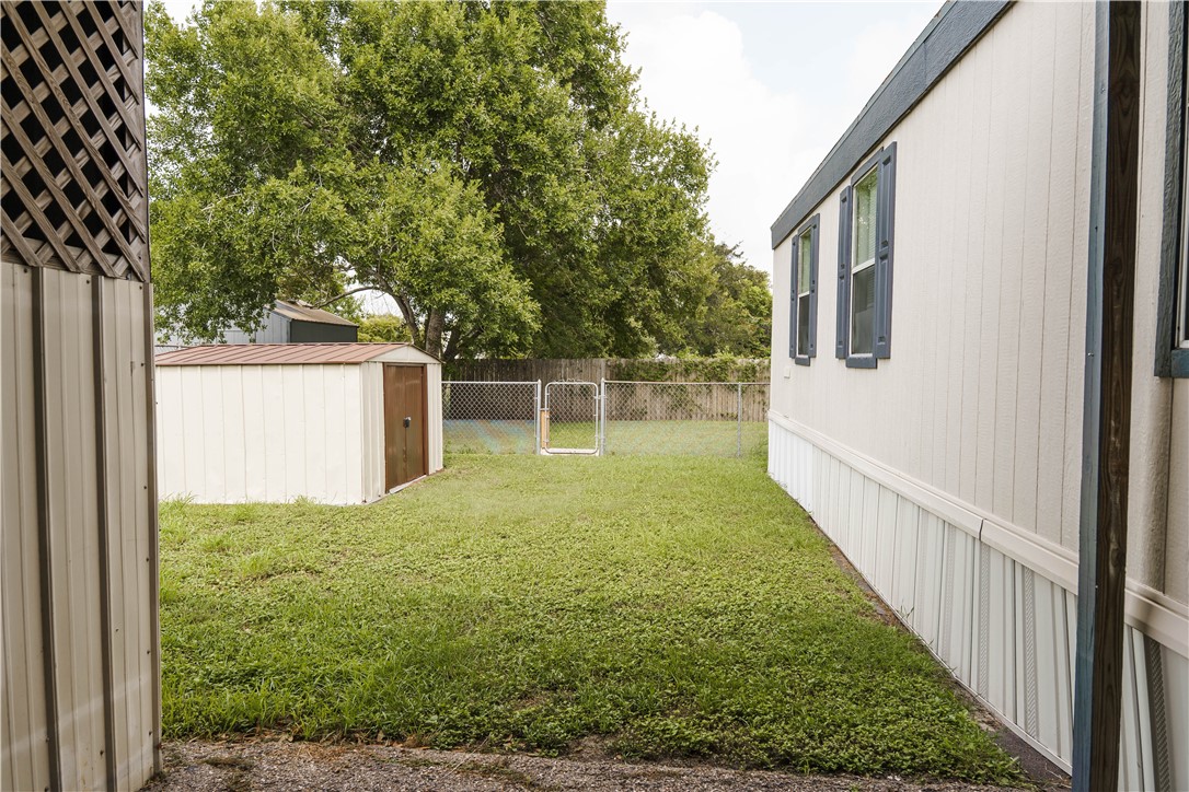 207 Dunbar St Property Photo 35