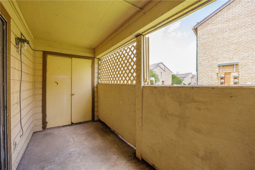 6114 Wilderock Dr D Property Photo 27
