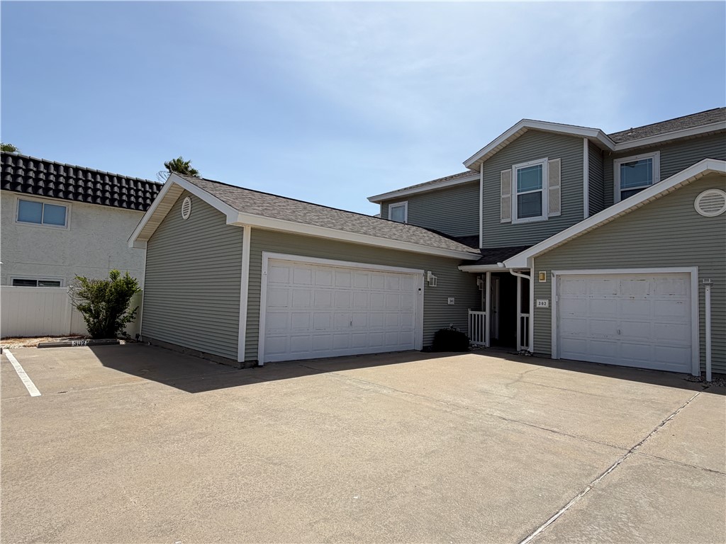 14901 Windward Dr Property Photo 3